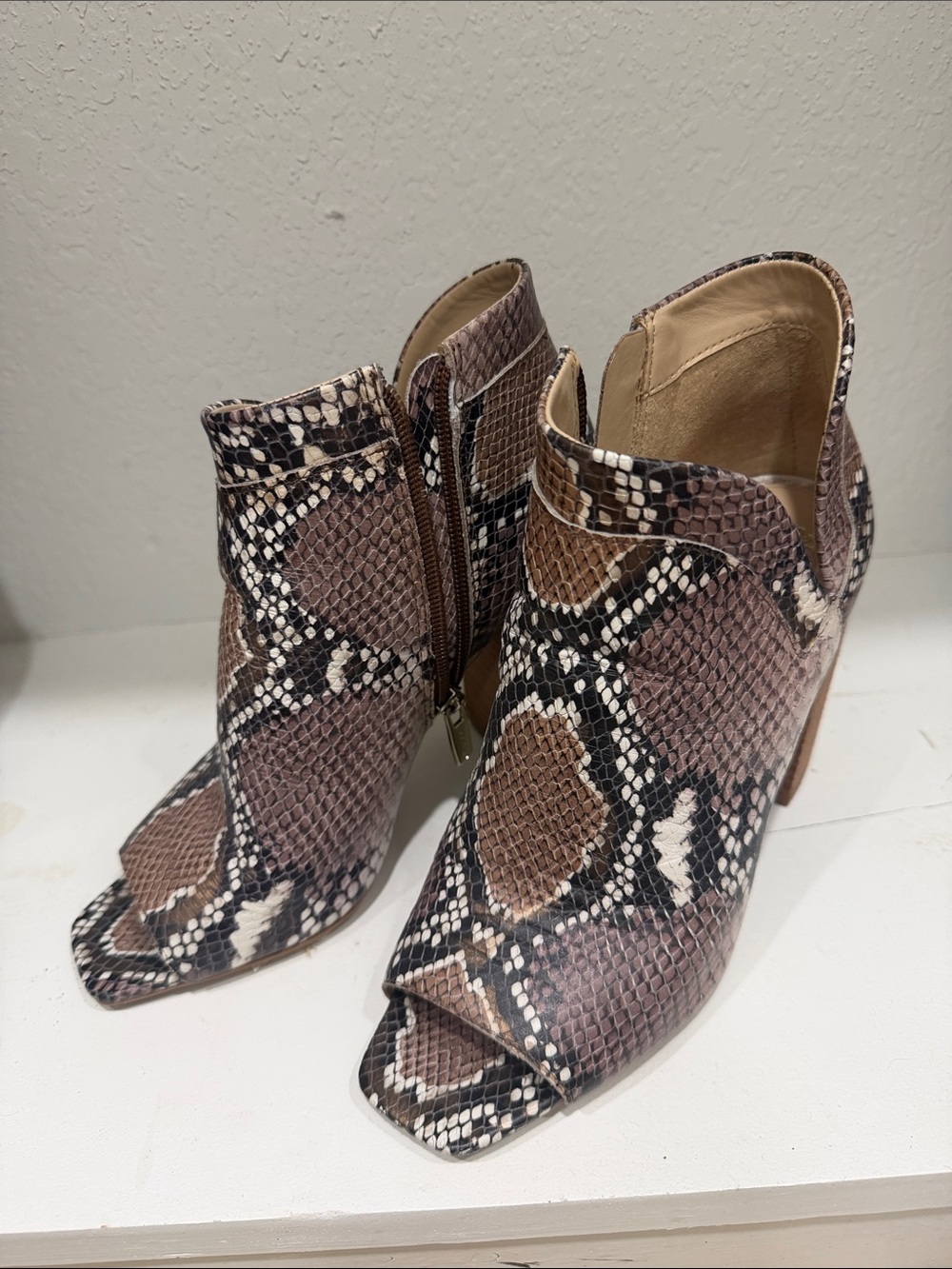 Vince Camuto Brown Snake-Print Peep-Toe Mules